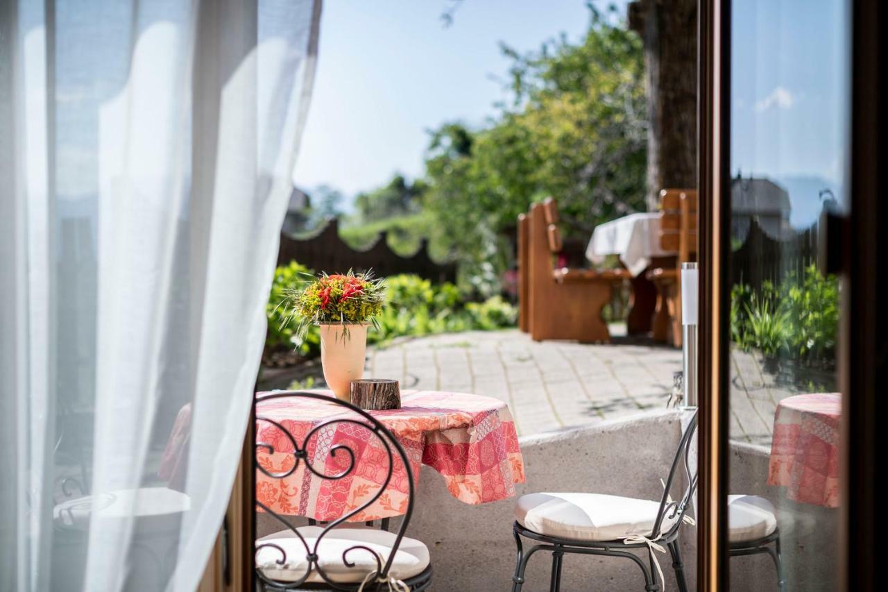 Gaestehaus Pfuss Caldaro Exterior photo